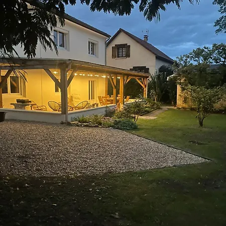 Les Magnolias A 5 Minutes Du Du Der * Ambrieres