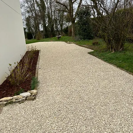 Les Magnolias A 5 Minutes Du Du Der Holiday home