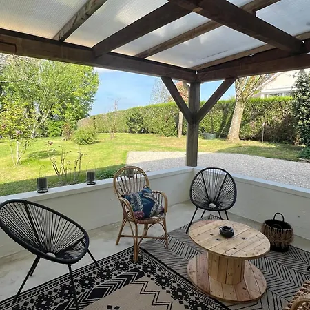 Les Magnolias A 5 Minutes Du Du Der Semesterbostad *