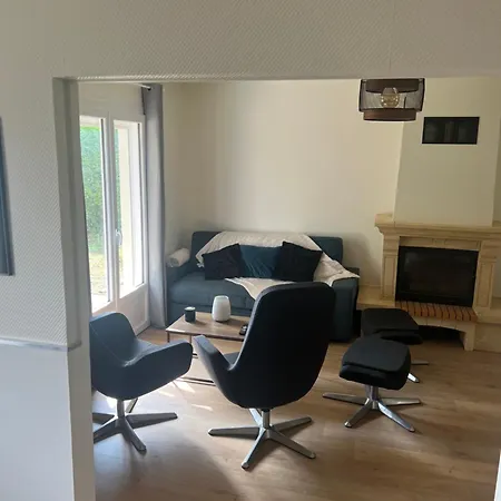 Les Magnolias A 5 Minutes Du Du Der * Ambrieres