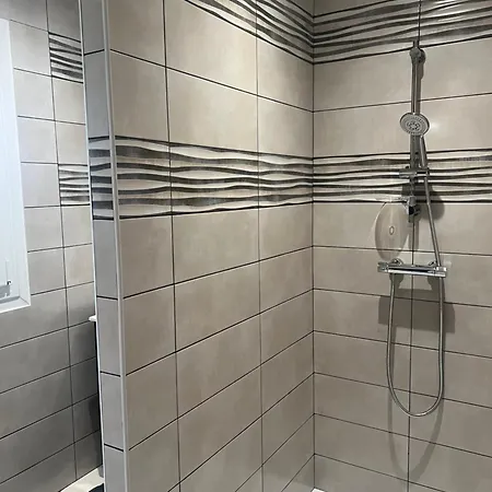 Les Magnolias A 5 Minutes Du Du Der Ambrieres