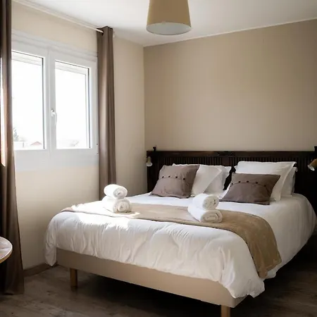 Les Magnolias A 5 Minutes Du Du Der Holiday home *