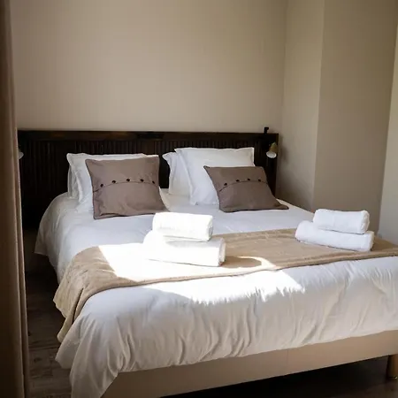 Les Magnolias A 5 Minutes Du Du Der Ambrieres